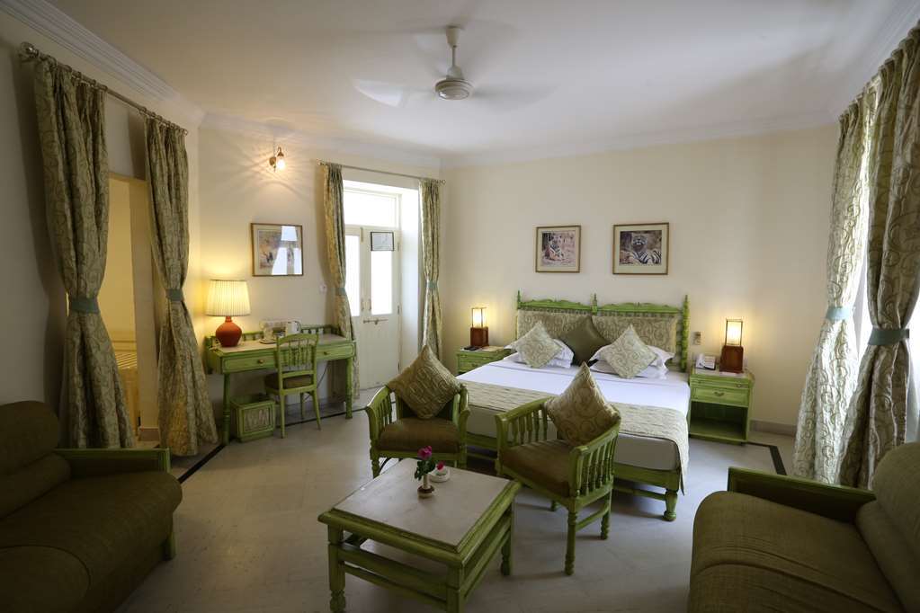 Garden Hotel - Heritage By Hrh Group Of Hotels Udaipur Quarto foto